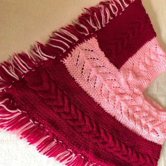 Child’s Pink crochet pancho - Picture 3 of 8